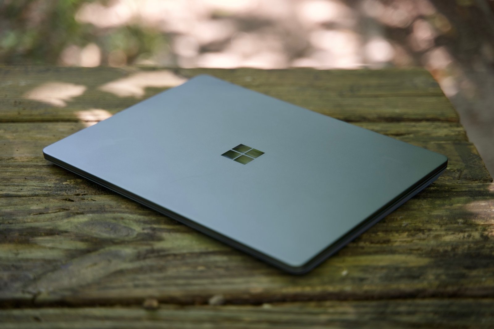 Microsoft Surface Laptop Go Core i5 10th Generación 16GB RAM / 256GB SSD - Image 2